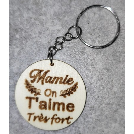 Porte clé "Mamie on t'aime très fort"